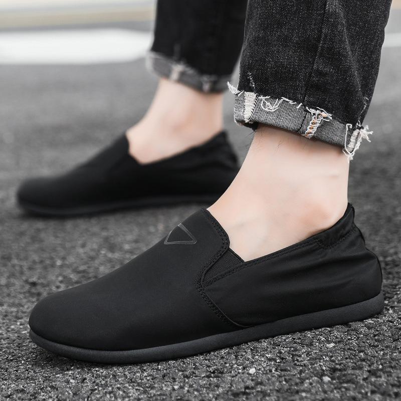 Men's shoes breathable new casual shoes men's flat heel solid color men's shoes men's Doudou shoes tide