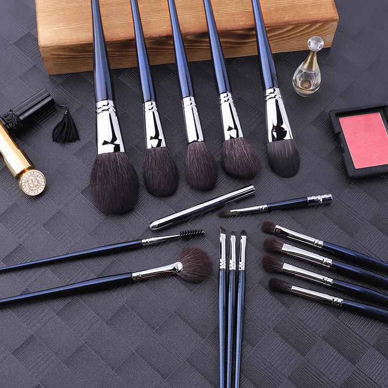 Genuine Wool 15-Piece Copper Tube Makeup Brush Set - Includes Highlight, Eyeshadow Brushes & Eyelash Comb