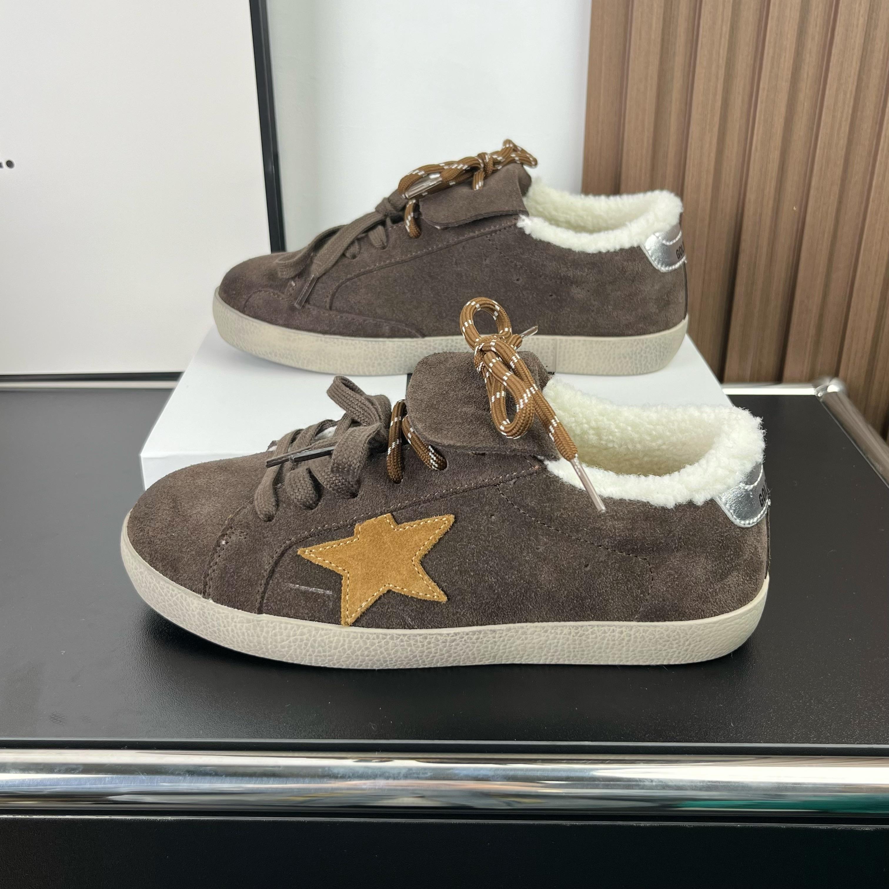

Leather velvet warm star board shoes women s winter new thick-soled retro casual sports cotton shoes 40