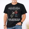 Alle Menschen sind gleich geschaffen Fahren Motorrad Kinder T-Shirt, Lustiges Biker 80. Geburtstag Shirt, Opa Motorrad Geschenk, Senior Fahrer Humor Comfort Colors