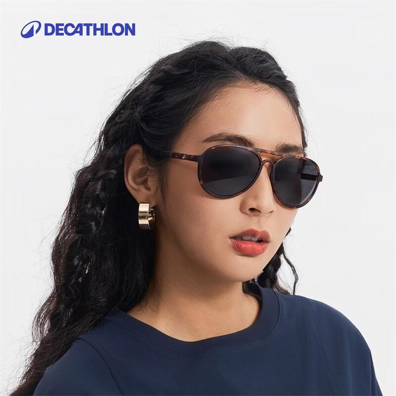 Collezione Occhiali da Sole Decathlon per Escursionismo e Viaggio Outdoor