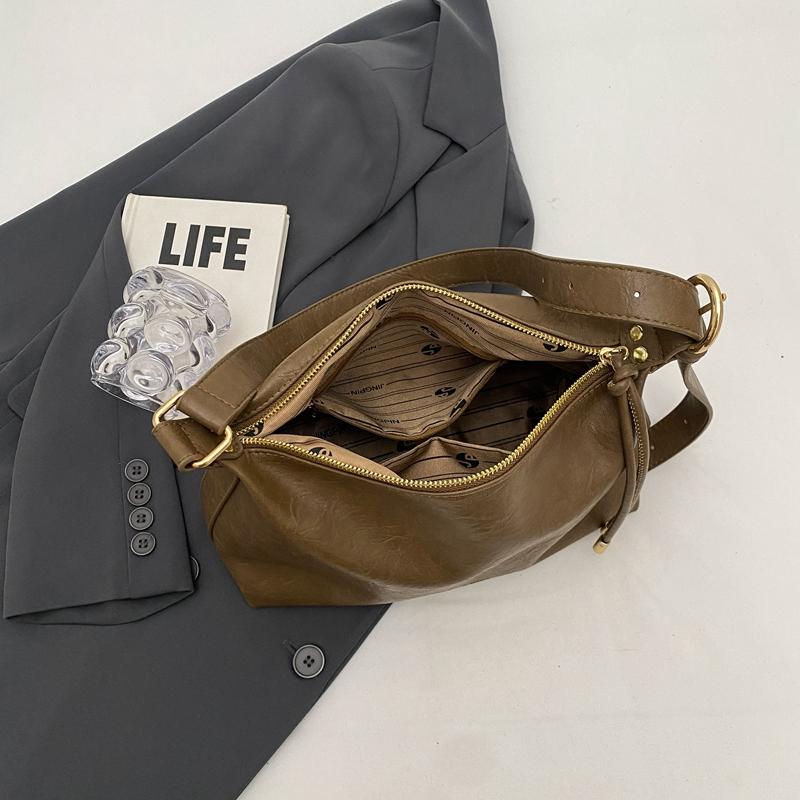 Solid Color Commuter Large Capacity Shoulder Bag Female Leather Crossbody Bag Underarm Dumpling Bag for Women