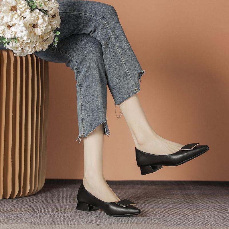 Leather flat for Huizhou women's shoes Su Yinyin, the same pointed single shoes for women's spring new Mary Jane shoes for women