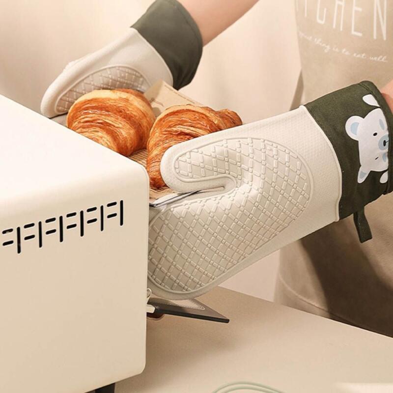 Teddy Bear Kitchen Oven Mitts 2P
