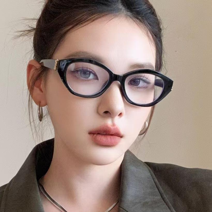 High Quality Cat Eye Sunglasses Women Fashion UV400 Protection Stylish Sun Glasses for Men and Women