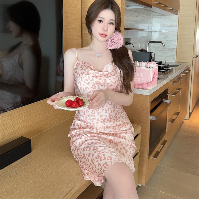 Swinging collar sexy pajamas women's ice silk printing pure desire wind suspender pajamas spring new loungewear available