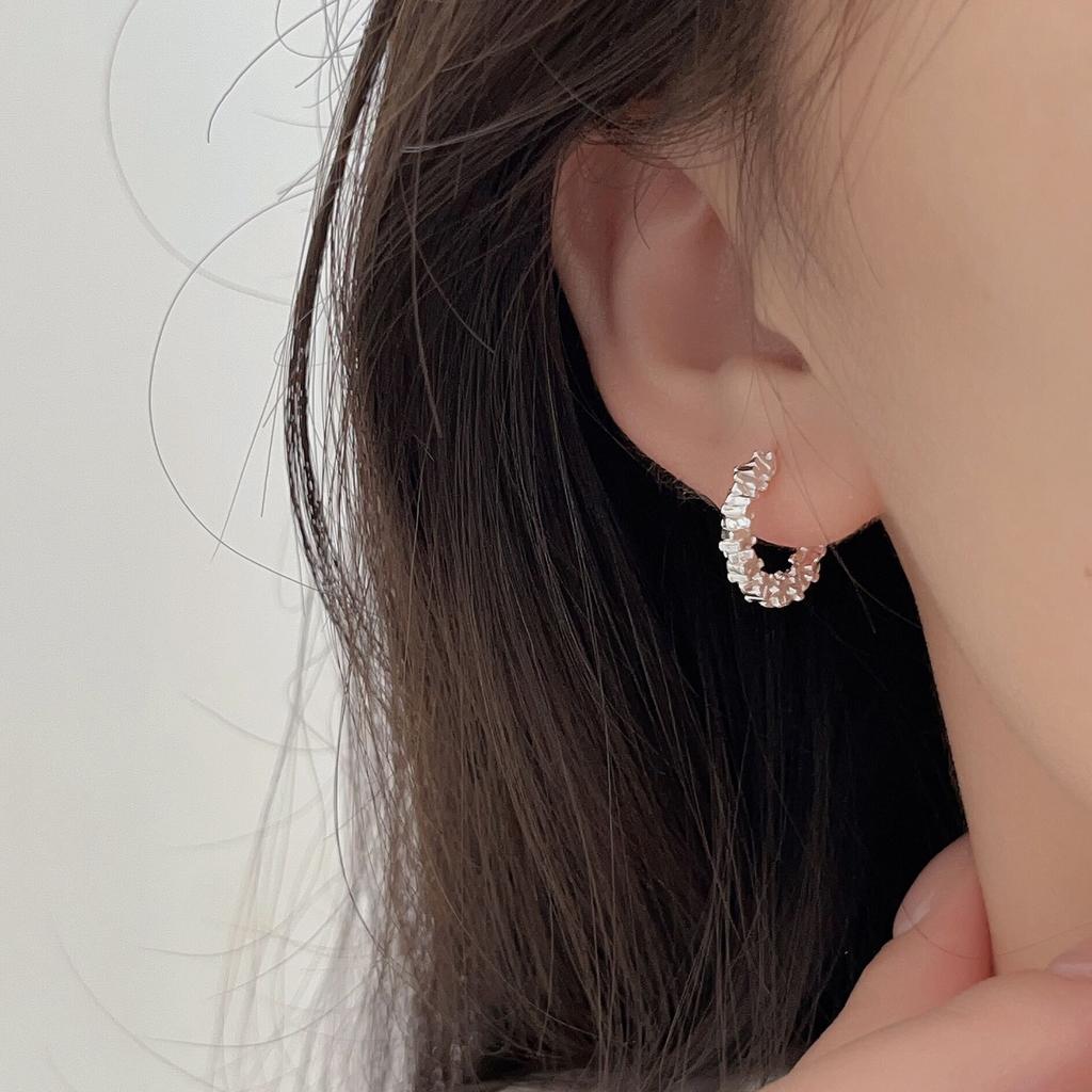 A Few C-shaped Geometric Stud Earrings Girls Niche Design Earrings Earrings Personalized Round Face Earrings