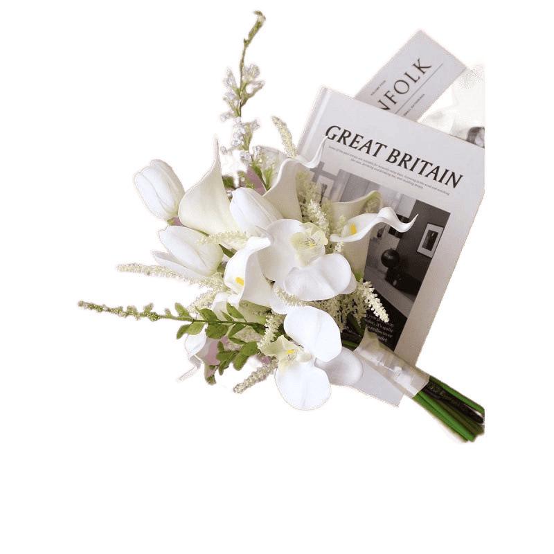 Hand-Tied White Wedding Bouquet for Bridal Photos, Korean-Style Artificial Floral Prop