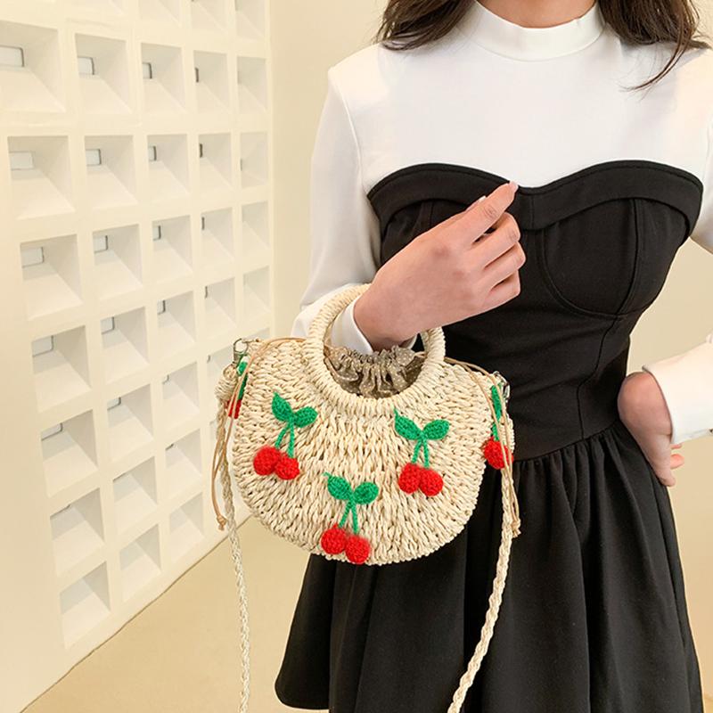 Yogodlns Bolsa de Palha Cereja Feminina Bolsa de Mão Tecida à Mão Formato de Lua Bolsa de Rattan Grande Capacidade Cordão Casual Bolsa de Ombro Cruzada para Praia