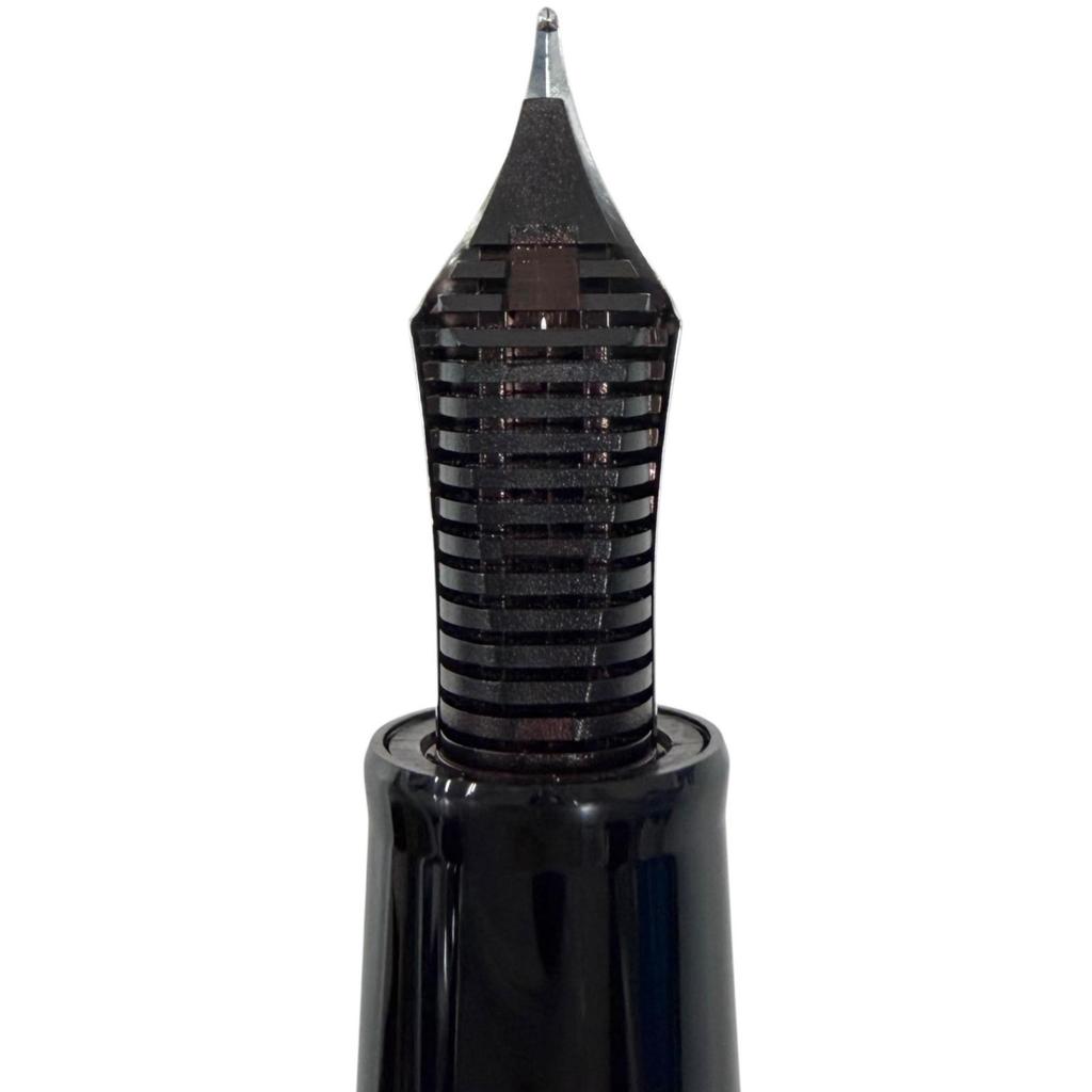Great DAKS fountain pen Simpson 115th Anniversary Model Used