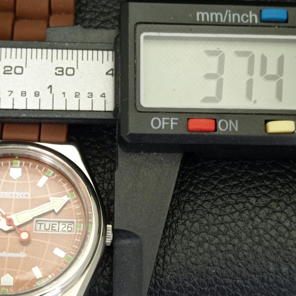 Seiko AUTOMATIC VINTAGE JAPAN 6309A MENS BROWN COLOR DIAL WATCH A700515-5 R203-a700515