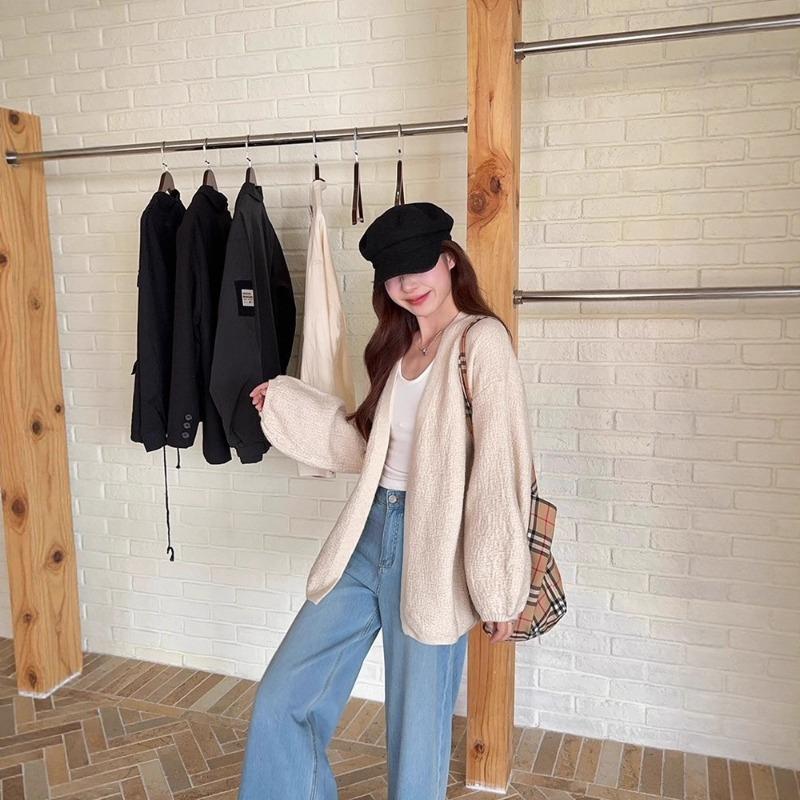 Autumn and winter new lazy style bark pattern fashionable versatile loose medium and long bubble sleeve knitted sweater jacket women