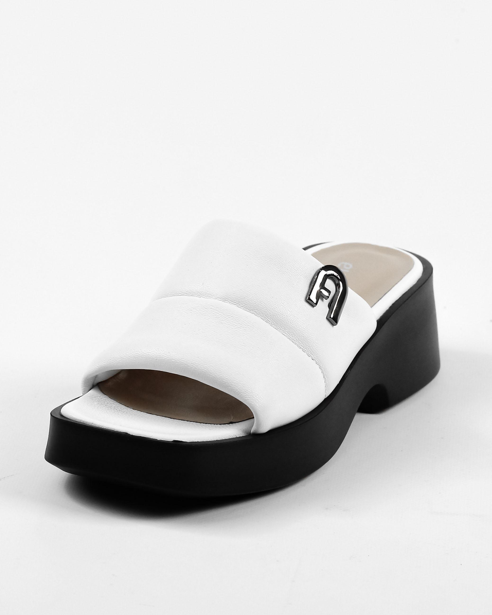 

Шльопанці на товстій підошві Evromoda 6811320 36 Білі шкіра 38 білий