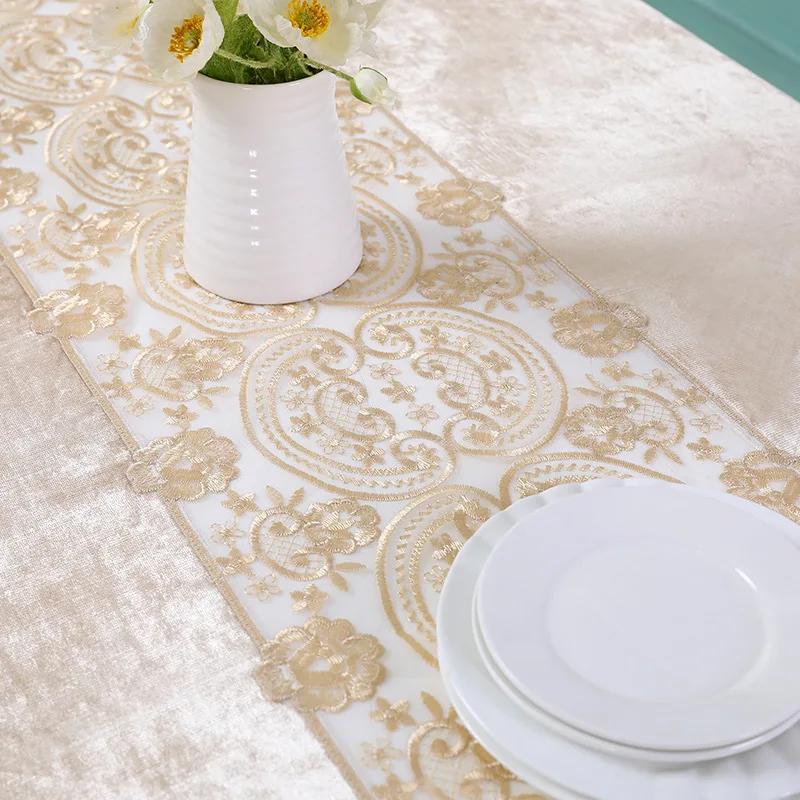 Toalha de mesa de veludo 3D com borda de renda oca, à prova d'água, óleo, poeira, tapete de mesa, mesa de jantar doméstica, capa de mesa de café