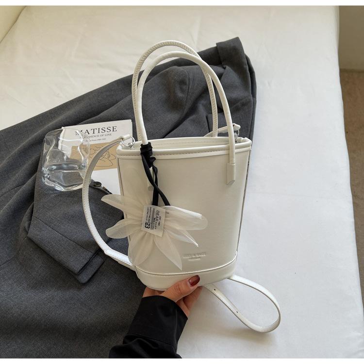 Fashion Bucket Bag, High-end Niche Design, Handbag, Versatile Commuter Messenger, Vegetable Basket Bag