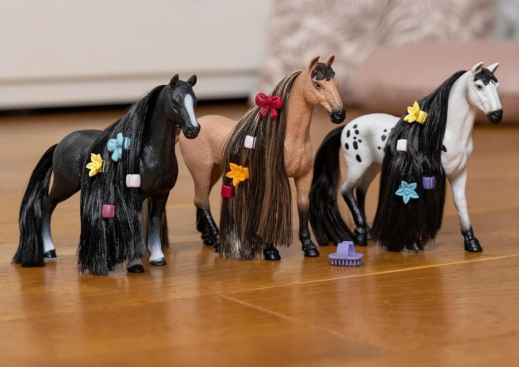 Schleich Horse Club Beauty Horse 42621 Akhal-Teke (Male)