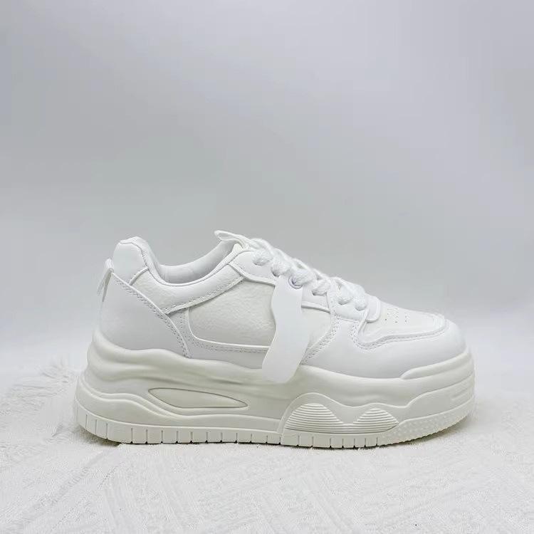 

Platform white shoes women s 2025 new spring super hot high-value casual sports shoes lightweight versatile board shoes 35