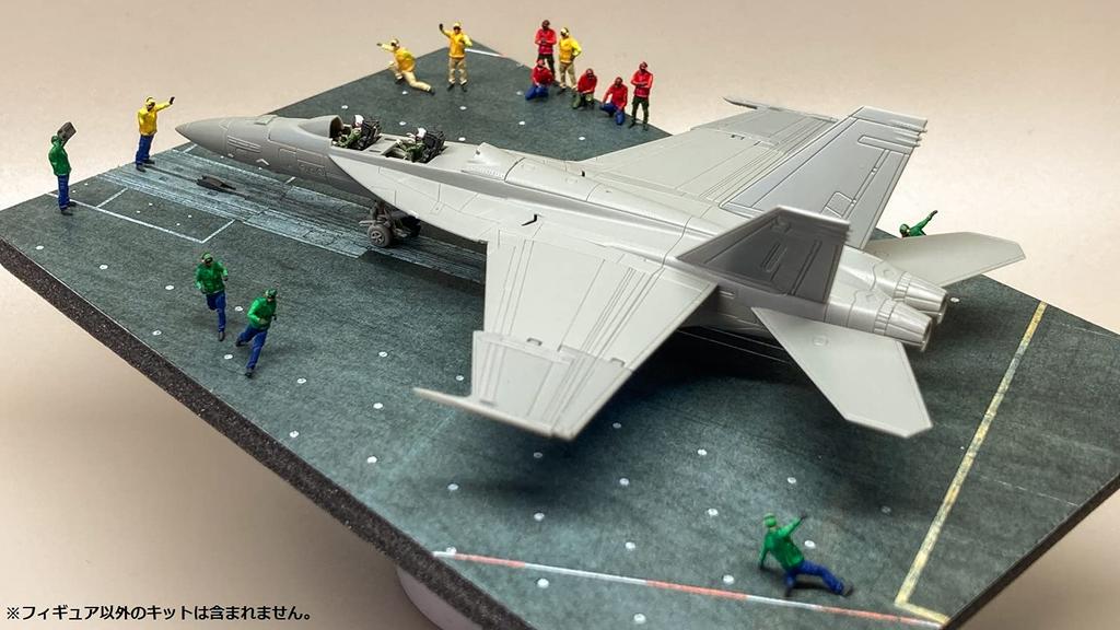 HMA NAVY Deck Crew Figures On Alert Launch Resin Kit 1/144 (Catapult Scene) HMAM3-102