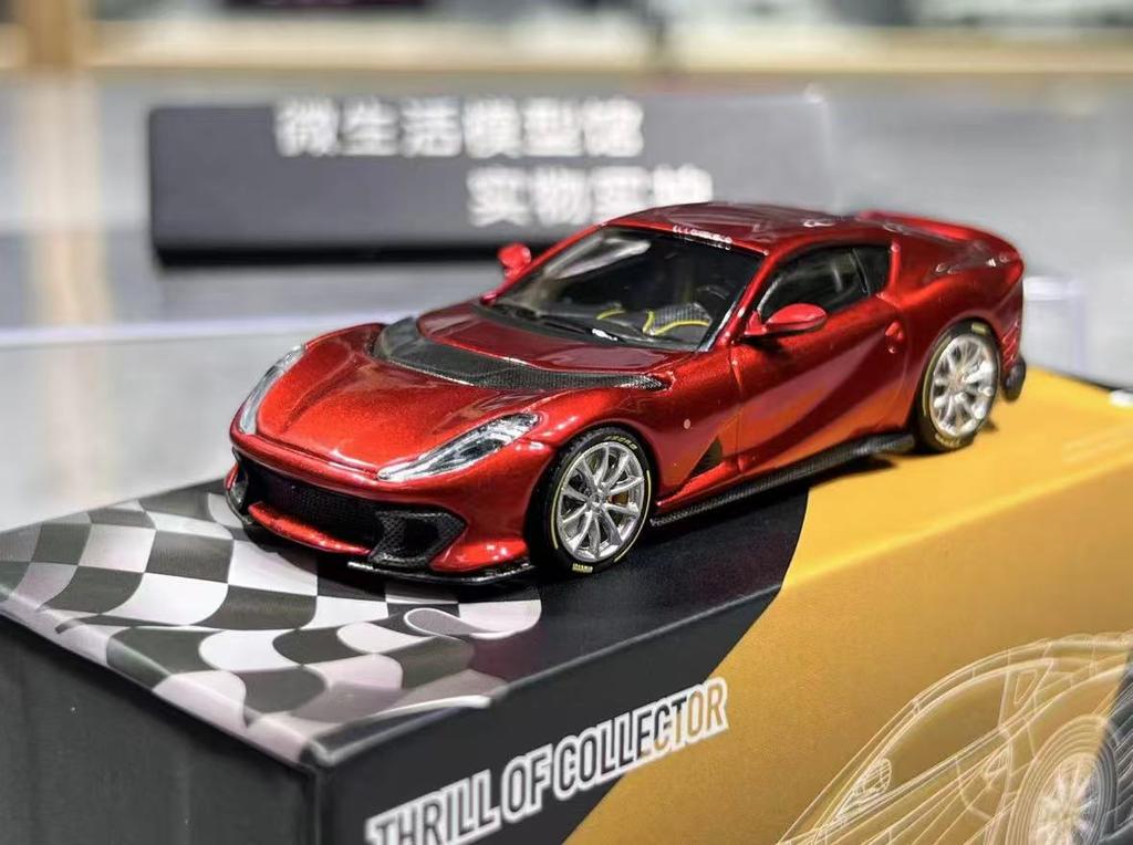ABBU1 TOC 1:64 812 Competizione V12 Diecast Modellauto