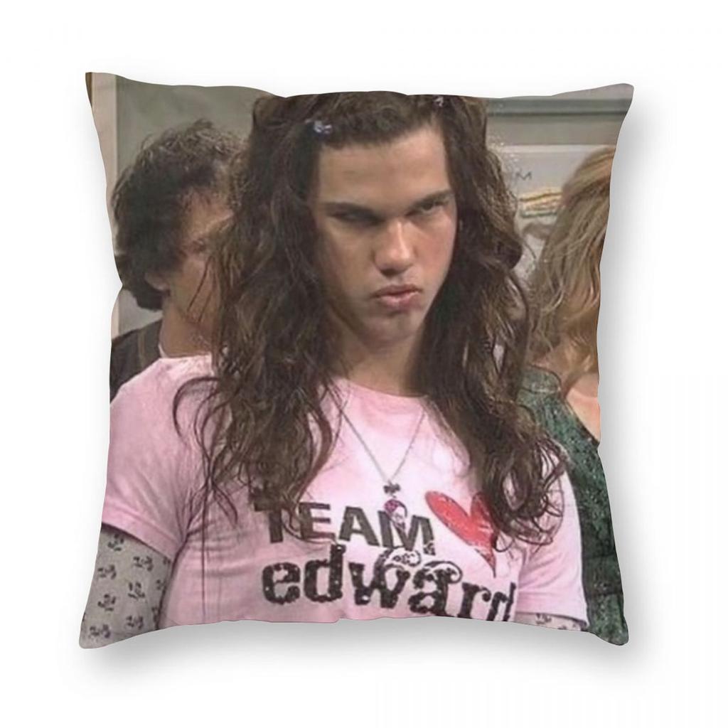 Twilight Saga Comic Retro Pillowcase Printed Polyester Cushion Cover Decoration Throw Pillow Case Cover Home Zippered Xcm