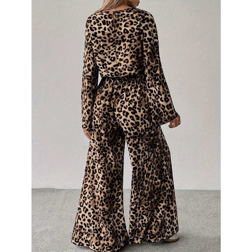 Women's Loose Fit Two Piece Pant Suit Long Sleeve Crop Top Elastic Waist Wide Leg Leopard Matching Set