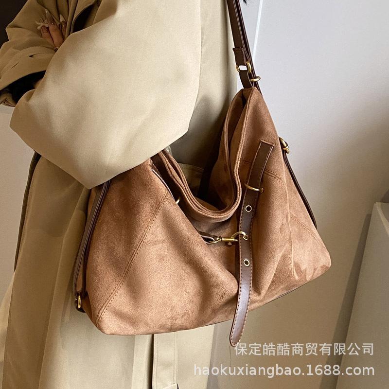 Casual Large-capacity Suede Bag Women's 2025 New Trendy Versatile Shoulder Bag Backpack Commuter Bag