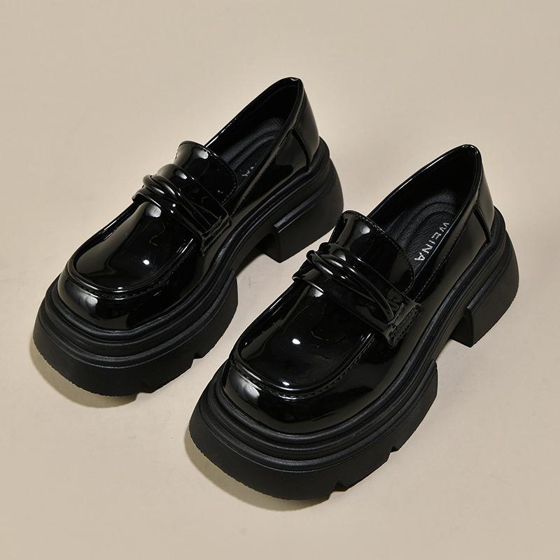 

Туфли-лоферы на одной педали для женской коллекции весна 2025, новые, с круглым носком, в стиле ретро, на толстой подошве-маффине, маленькие черные кожаные туфли для женщин 40