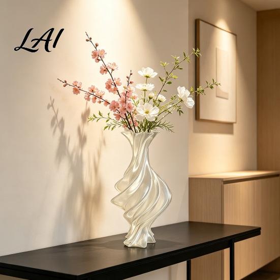 Living Room Table Ornament Modern Twisted Flower Vase 3D Printed Decorative PLA Eco Friendly Vase Artistic Centerpiece for Flowers Artificial Plants