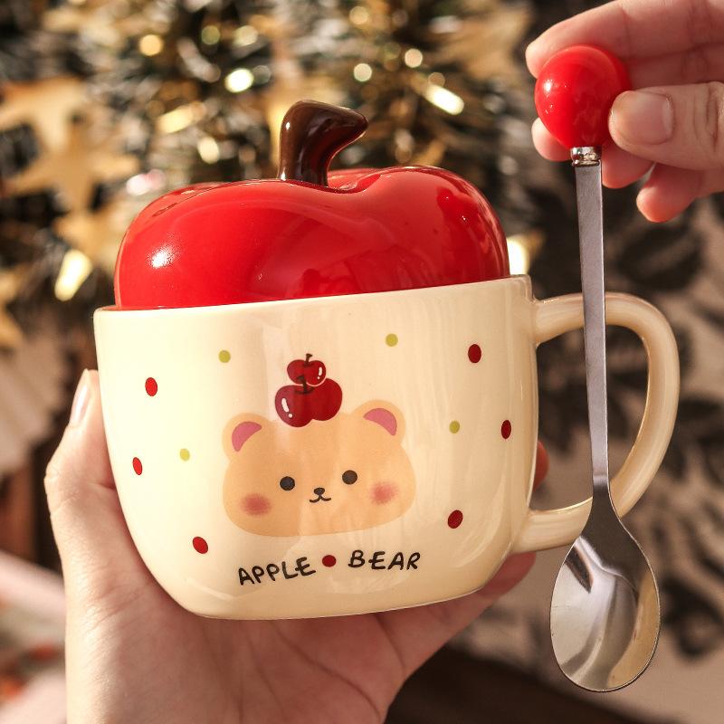 High-value apple mug, cute bear ceramic water cup with lid, birthday gift for girls, girlfriend's souvenir