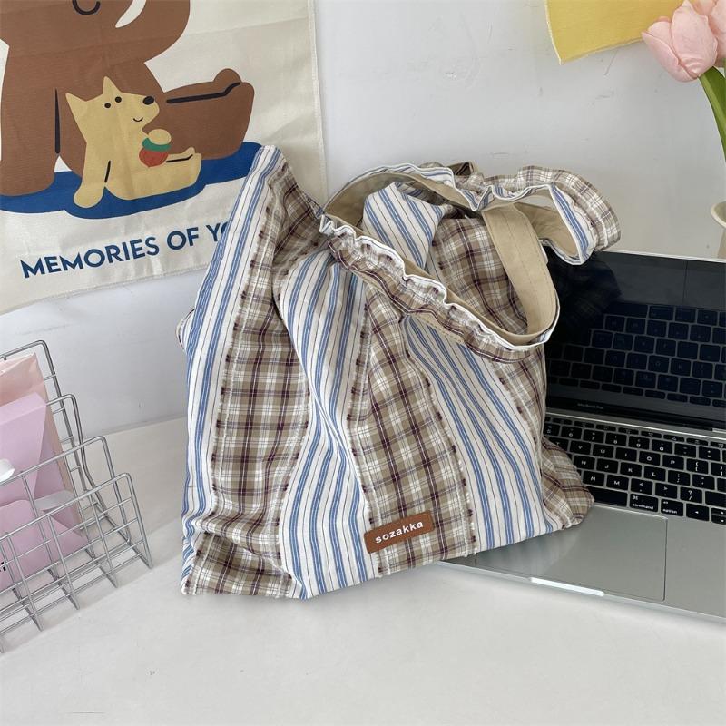 Retro Plaid Splicing Shoulder Bag Largecapacity Commuting Versatile Tote Bag Women's Spring and Summer New Cloth Bag Bag
