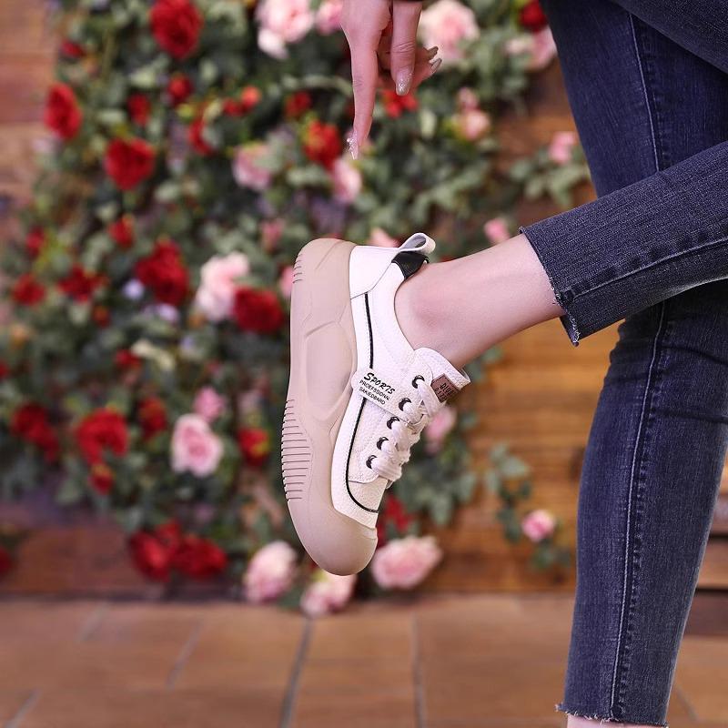 Women's Lightweight Non-Slip Sporty Casual Flats - Spring 2024, Thick & Soft Sole, Breathable Design