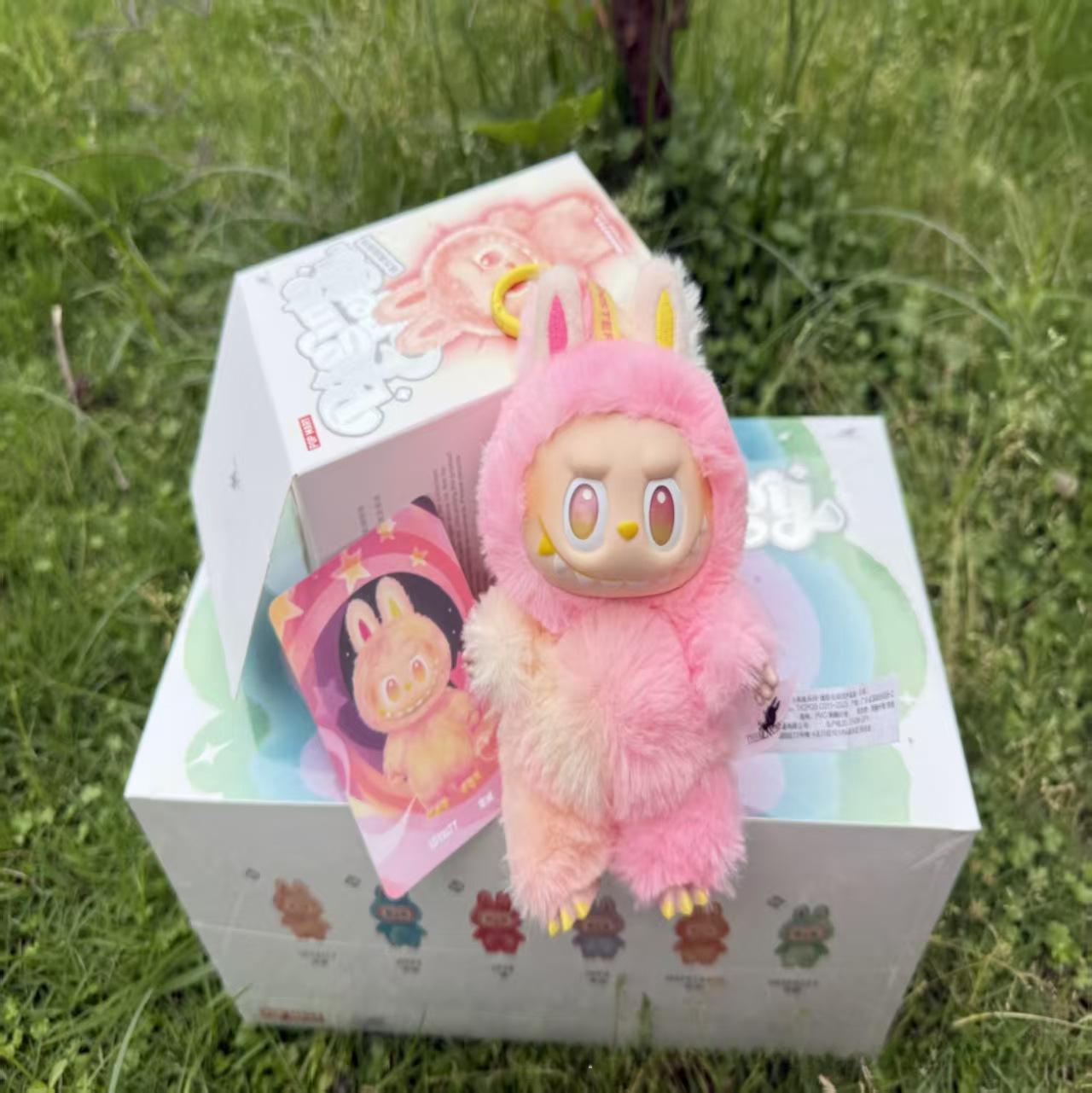 

17см Новая 3.0 Серия Высокая Энергия Слепая Коробка Три Поколения Макарон Цвет Виниловая Кукла Милый Плюш жёлтый