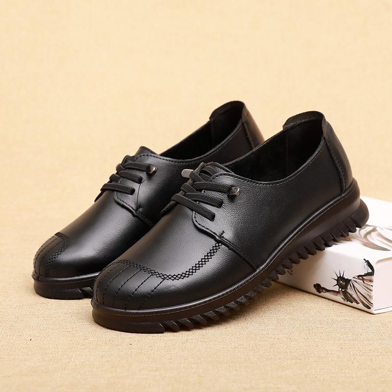 Genuine Leather Soft Sole Comfortable Versatile Women's Shoes for Middle-Aged and Elderly