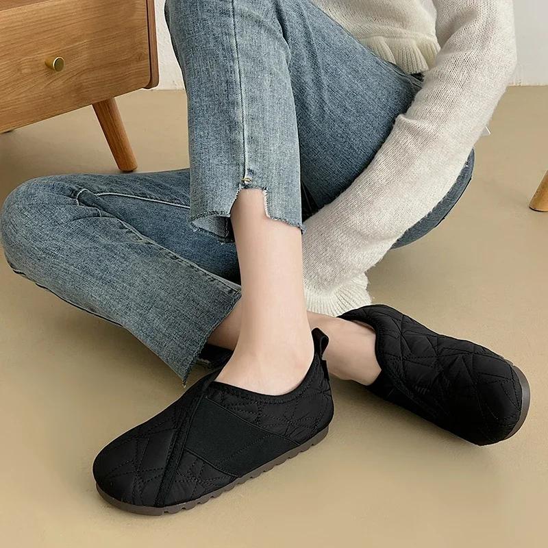 Fashion Female Shoes on Sale 2024 New One Kick Women Flats Winter Round Toe Plush Fleece for Warmth Solid Flat Casual Comfortable Shoes