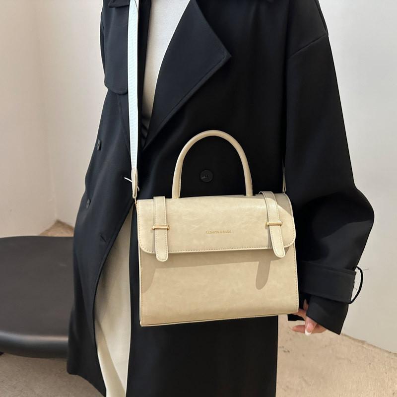 High-end Retro Fashion Small Square Handbag For Women With Stylish Shoulder Strap