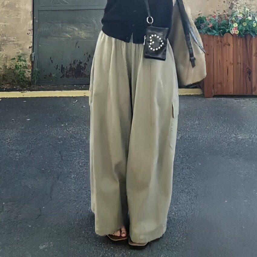 Plus Size Retro Three-Piece Set: Long-Sleeve Top, Vest, and Wide-Leg Pants