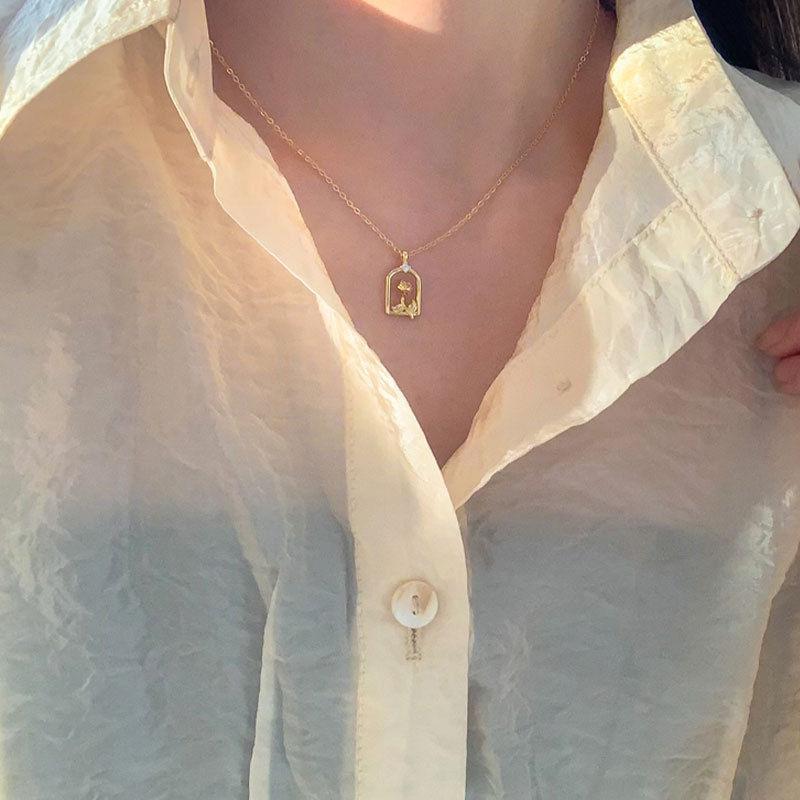 Prince Rose Garden Necklace Women's Three-dimensional Exquisite French Collarbone Chain Ins Cold Wind Simple Fashion Personality Tide