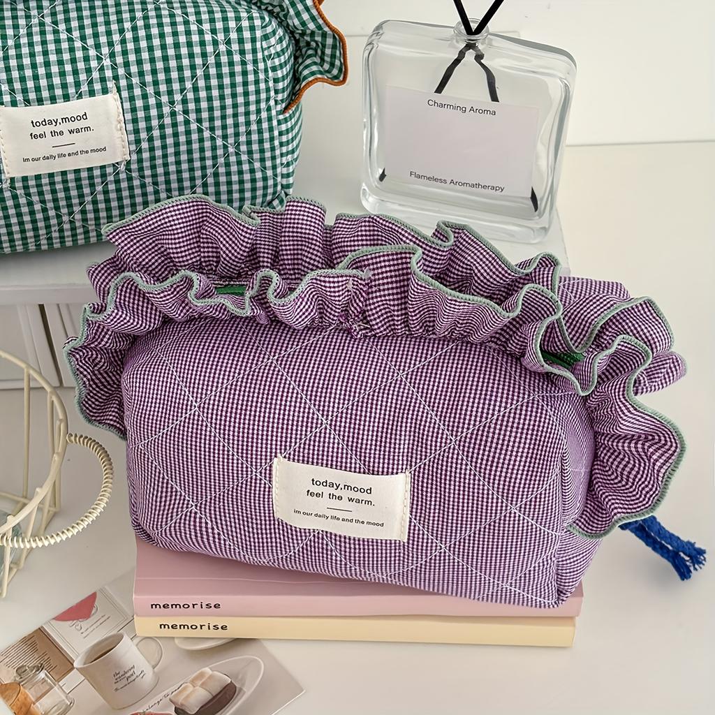 Makeup Bag, Lace Checkered Ins-Style Minimalist Niche High-Appearance, Portable Large-Capacity Cosmetic Pouch, for Women, Home & Travel Use