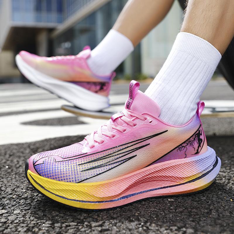 2025 New Wind Chasing Pro Real Explosive Soft Sole Non-slip and Wear-resistant Running Shoes Professional Physical Test Racing Running Shoes