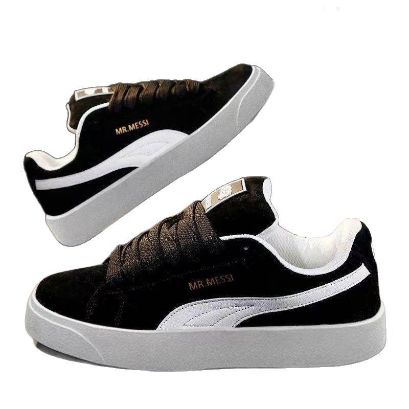 Hong Kong style niche design versatile board shoes women ins2025 autumn new student sports work casual bread shoes