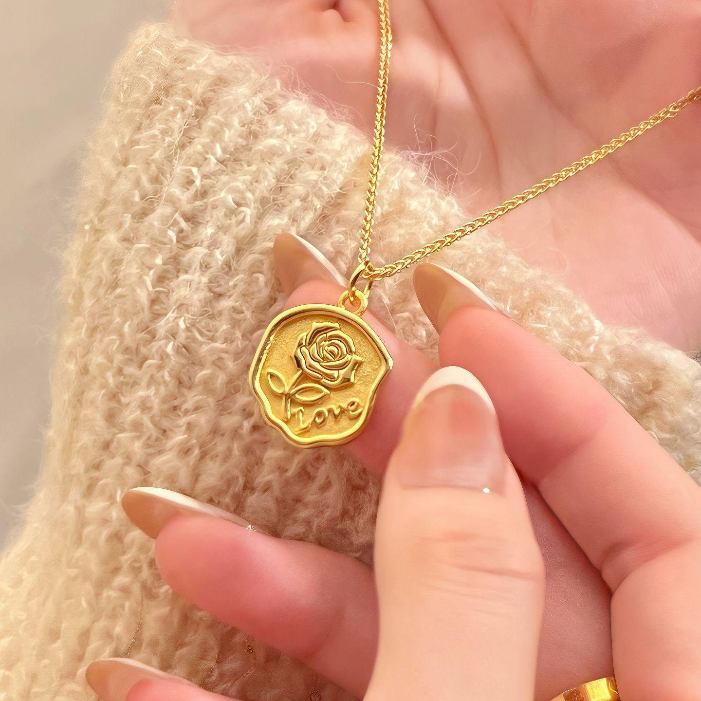 

Колье из розового золота с чеканкой и матовой отделкой - Женская роскошная ключичная цепочка