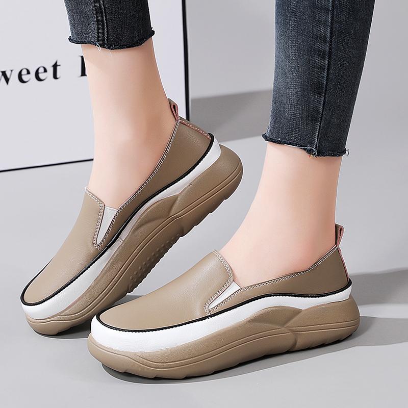 Fashion Women Shoes Flats Leather Sneakers Women 2025 Comfortable Female Casual Walking Footwear Fashion Large Size Loafers Shoes Women