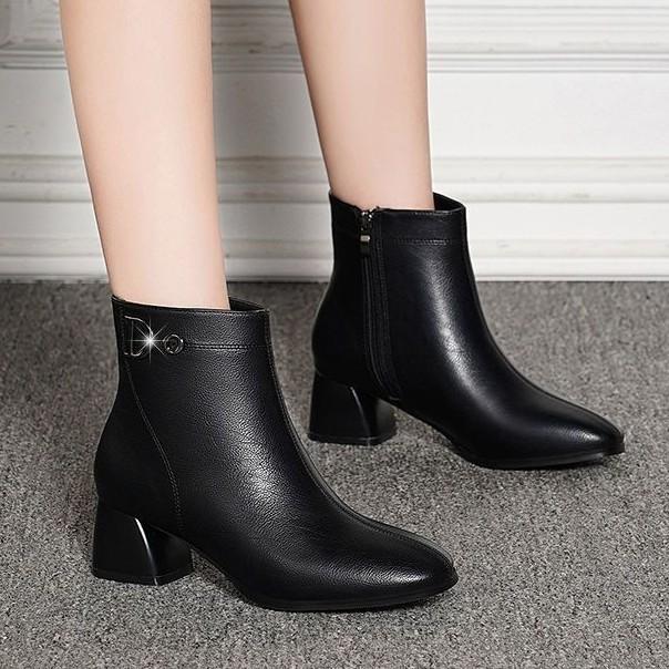 

Жіночі осінньо-зимові нові модні ботильйони на товстому підборі, з оксамиту, універсальні тонкі жіночі ботильйони 40 чорний