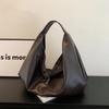 Korean Style PU Dumpling Bag Retro Versatile Commuting Handbag Fashionable Tote Bag  Travel