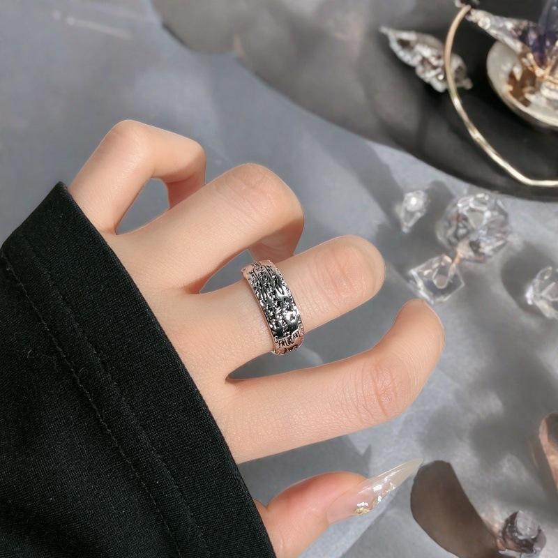 Simple Poker A Serpentine Black Drip Vintage Vintage Open Ring Niche Design Punk Personality Ring Female