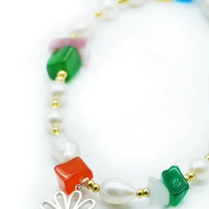 Daisy with Pearl Bracelet