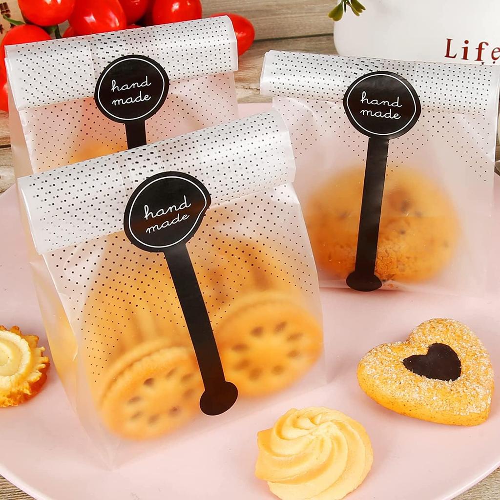 Cake Bags, Sterneer 100 Pcs Transparent Plastic Bags with Stickers, Dessert Food Packaging Bags, Cellophane Pastry Processing Bags, Candy Bags Bakery