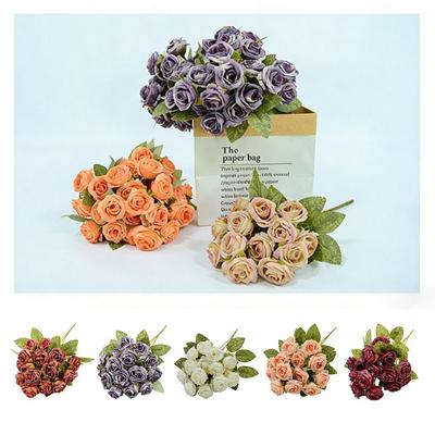 Decoração de casa – Flores e coroas artificiais