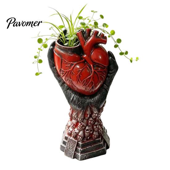 Spooky Theme Room Accessories Hand Holding Human Heart Organ Vase, Gothic Anatomical Shaped Resin Sculpture Halloween Desktop Flower Pot for