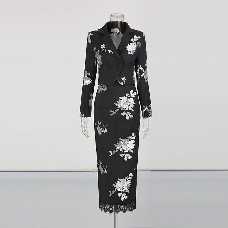 Completo Moda di Alta Gamma Giacca con Revers Ricamata + Gonna a Vita Alta con Inserti in Pizzo Set Due Pezzi